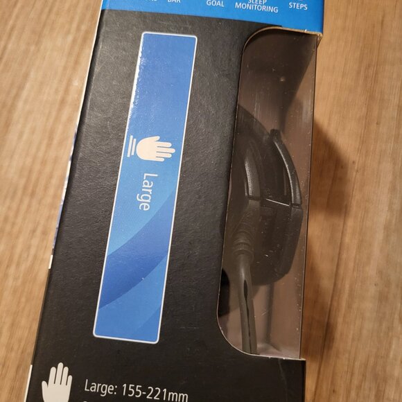 Garmin Vivosmart Activity Tracker - Picture 5 of 5